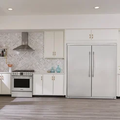 Frigidaire Professional Ensemble réfrigérateur et congélateur avec kit d'encastrement 37.8 pi3Portes françaises -