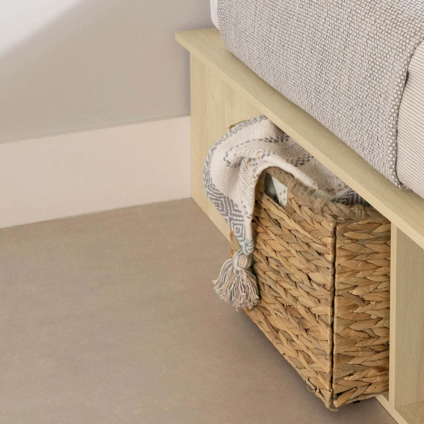 Grand lit avec paniers de rangement (60") - South Shore