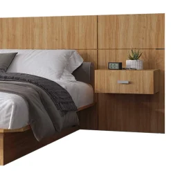 Grand lit avec panneaux et tables de chevet (60")