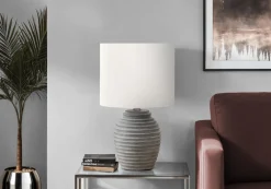 Lampe de table 17"H en résine