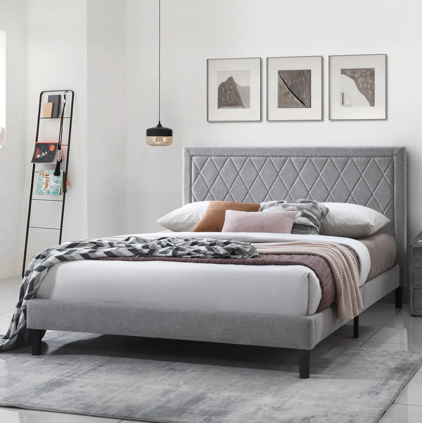 Lit double en tissu avec tête de lit (54")
