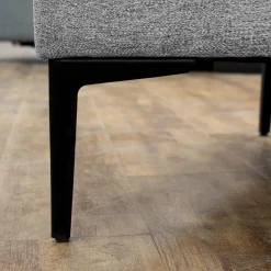 Sectionnel avec chaise longue à gauche et rangement