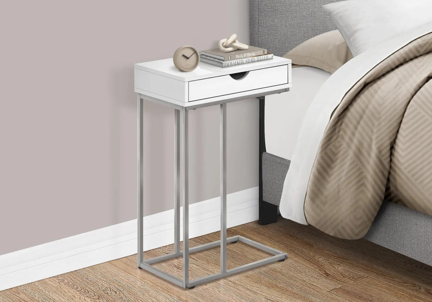 Table d'appoint - 25"H, blanc, métal argent - Monarch